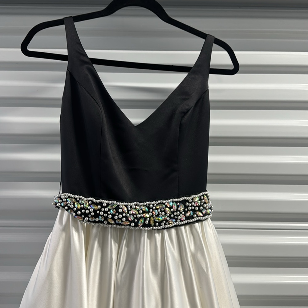 Gently Used - image 3